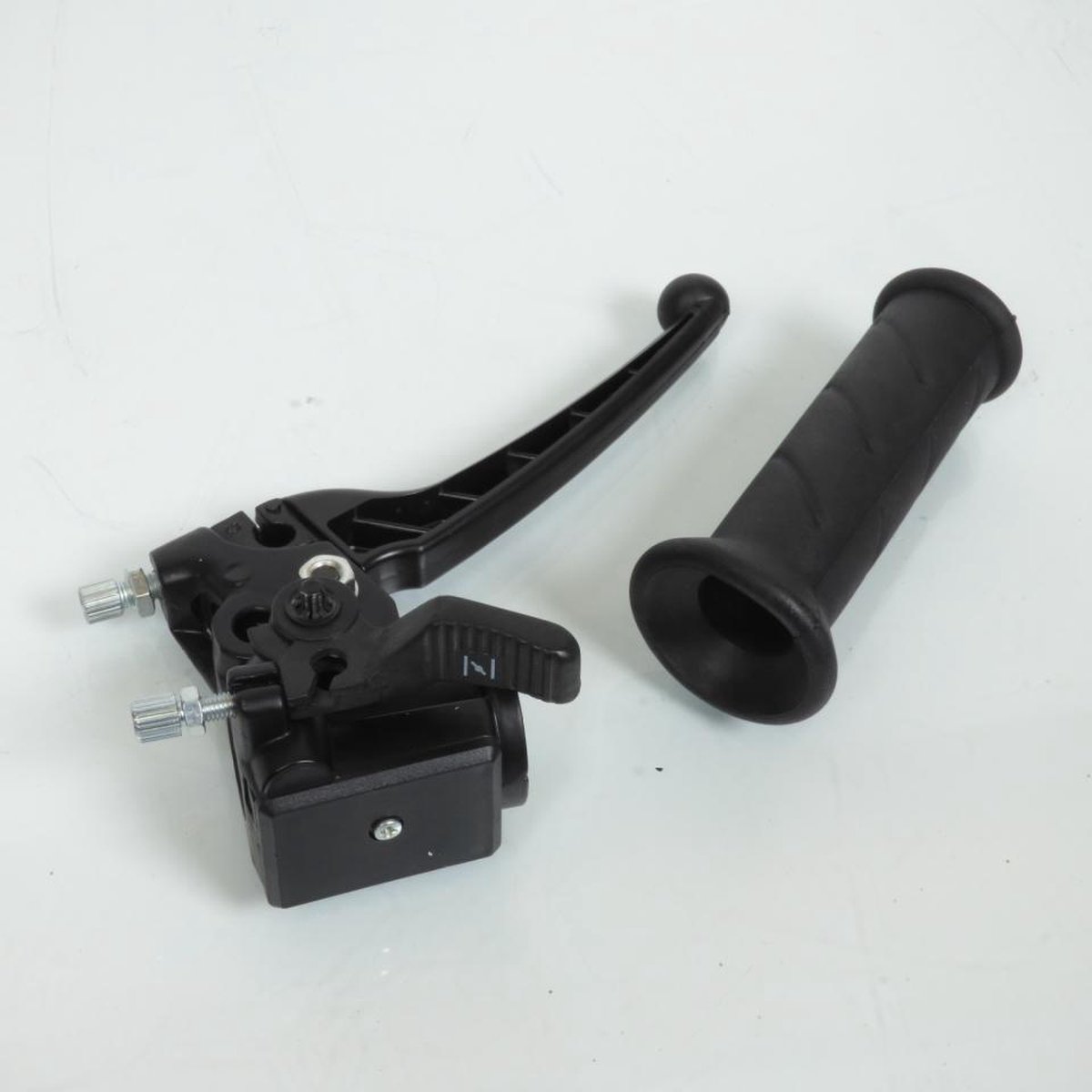 Cocotte gauche RSM pour Mobylette Peugeot 50 103 Vogue Neuf