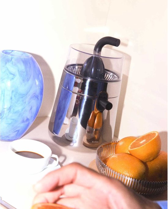 Alessi Citruspers Toru - RVS Zwart - Japandi Design van Merkloos — afbeelding 3