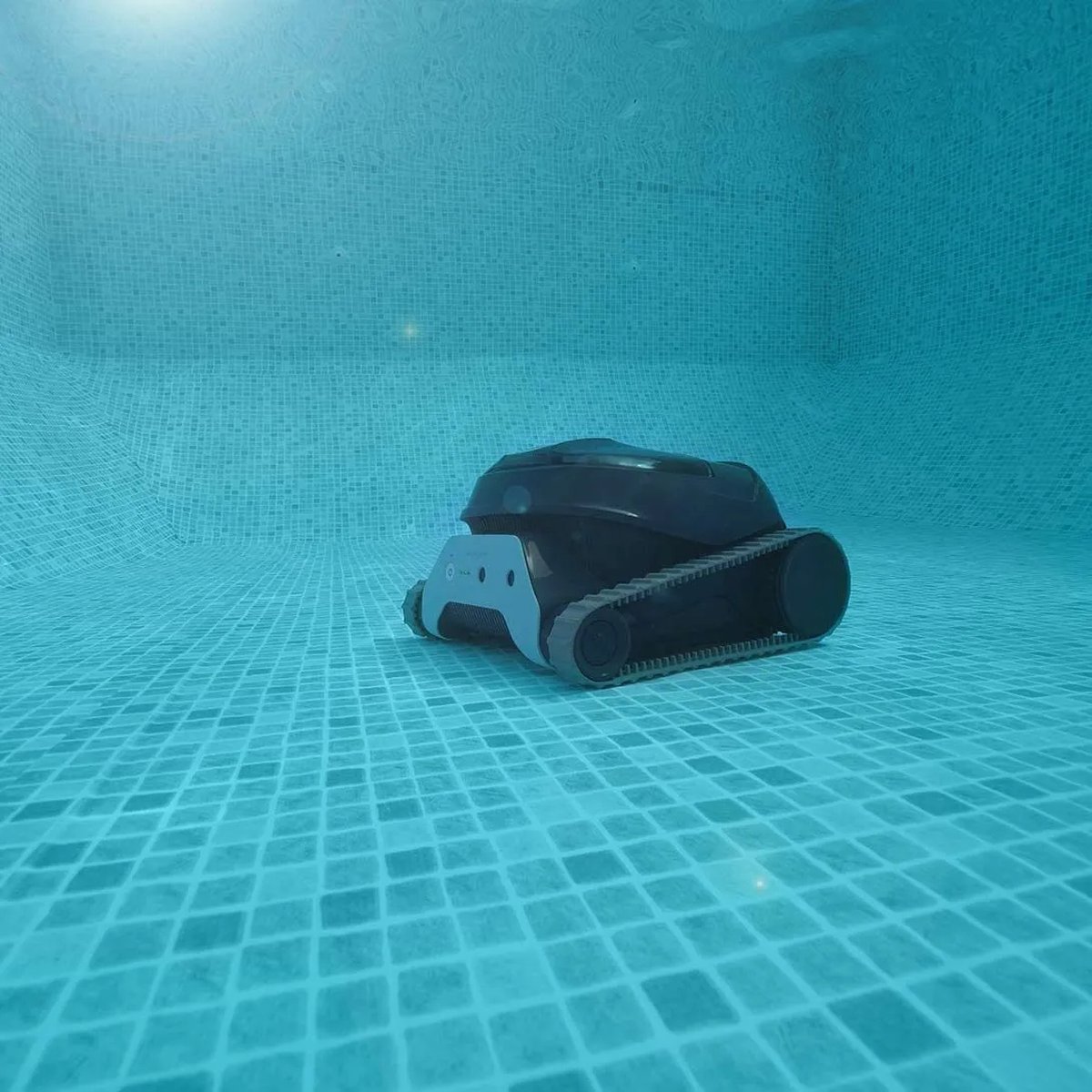 Dolphin Liberty 300 draadloze zwembadrobot