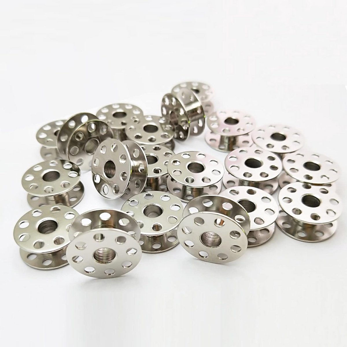 20x Metalen Spoelen voor Industriële Naaimachines - Universele Set