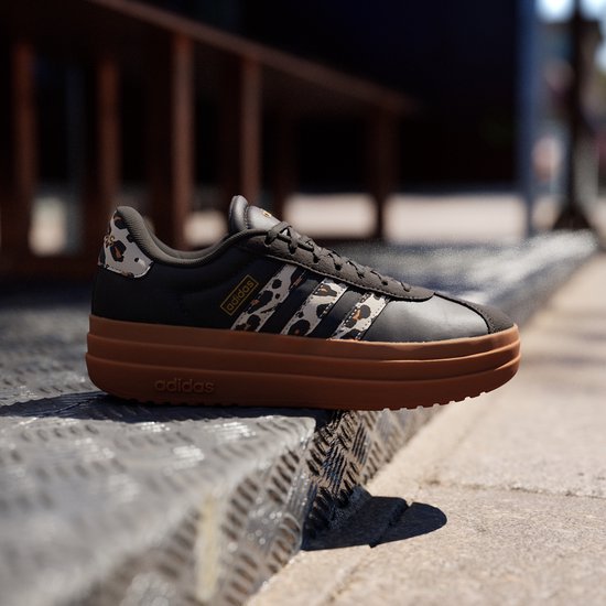 adidas Sportswear CHAUSSURE VL COURT BOLD - Femmes - Marron - 40