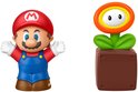 Mario en een vuurbloem in een potje.