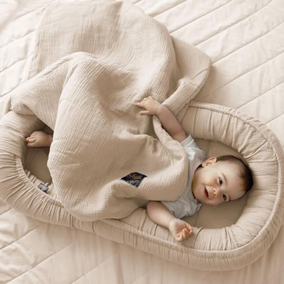 Image of 2-in-1 Babynest met Deken van 100% Mousseline Katoen - Knuffelnest voor Baby's (100 x 60 cm)