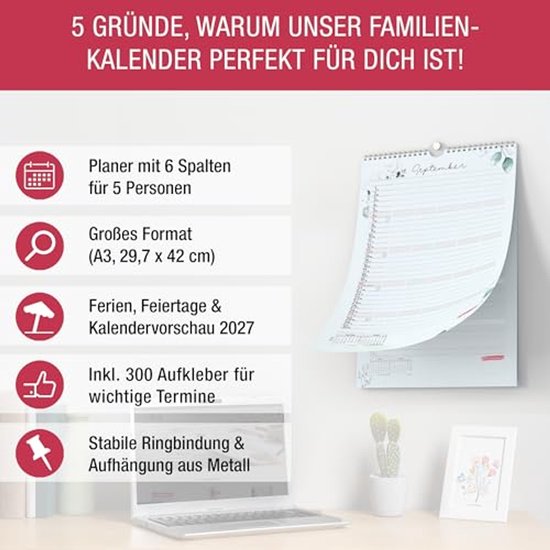 Productpresentatie van de familiekalender A3. Links worden de belangrijkste kenmerken getoond, rechts de kalender zelf.