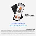 Nieuwe Samsung Galaxy A26 5G telefoon getoond met een kat met een muts op het scherm.