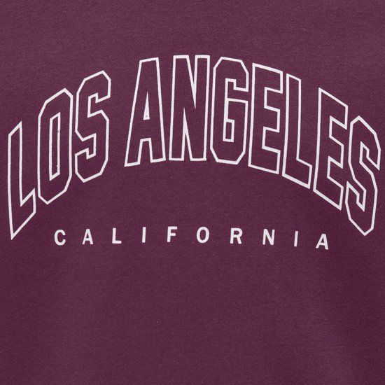 Bordeauxrode sweater met witte tekst 'LOS ANGELES CALIFORNIA'.