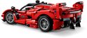 Achterkant van de rode LEGO Technic Ferrari FXX K raceauto.