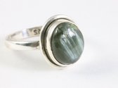 Fijne zilveren ring met groene serafiniet - maat 16.5