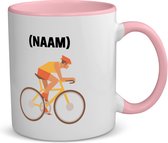 Akyol - wielrenner met je eigen naam koffiemok - theemok - roze - Wielrennen - sport liefhebbers - mensen die houden van wielrennen - verjaardagscadeau - verjaardag - cadeau - kado - geschenk - gift - 350 ML inhoud