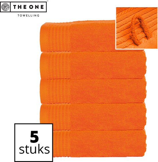 The One Towelling Classic Handdoeken - 50 x 100 cm - 5 Stuks - Voordeelverpakking - Hoge vochtopname - 100% Gekamd katoen - Oranje