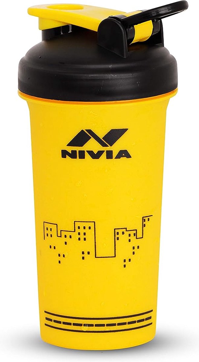 Goedkoopste Nivia Street Sports 750 ml Shaker ( Yellow, Material-Plastic ) Easy to handle | Drinks for Outdoor Sports | Easy to Clean | ‎Sports Bottle | Dishwasher | Freezer Safe