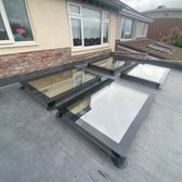 Puits de lumière pour toit plat 60 x 300 cm | Lucarne Plate Premium 600 x 3000 mm | Glas triple | Auto-nettoyant | Garantie de 10 ans