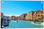 Tuinposter – Wateren van Venetië bij Gekleurde Huisjes - 60x40 cm Foto op Tuinposter (wanddecoratie voor buiten en binnen)