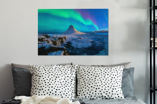 Aurores boréales au-dessus de la montagne Kirkjufell en Islande toile 2cm 90x60 cm - Tirage photo sur toile (Décoration murale salon / chambre) / Phénomènes naturels Peintures sur toile