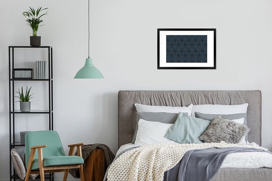 Motif Luxe de fleurs et de lignes noires sur fond bleu foncé 60x40 cm