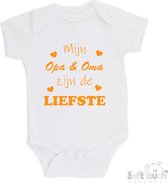 100% katoenen Romper "Mijn Opa & Oma zijn de liefste" Unisex Katoen Wit/mosterd Maat 56/62