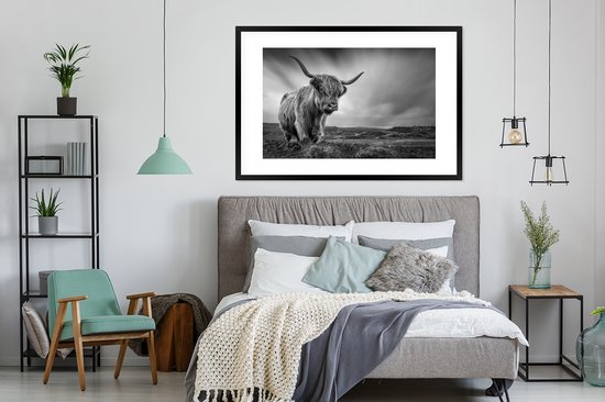 PosterMonkey - Poster - Cadre photo - Scottish Highlander - Nature - Vache - Zwart et blanc - Cadre - 120x80 cm - Affiche noir et blanc - Photo sous cadre - Poster Scottish Highlander - Cadre pour affiche