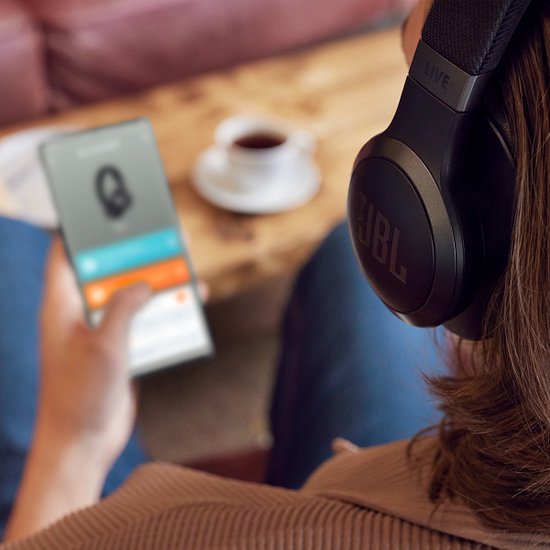 JBL Live 770NC - Draadloze Noise Cancelling Koptelefoon - Bluetooth - Over-ear - 65 uur batterij - Adaptive ANC - Zwart