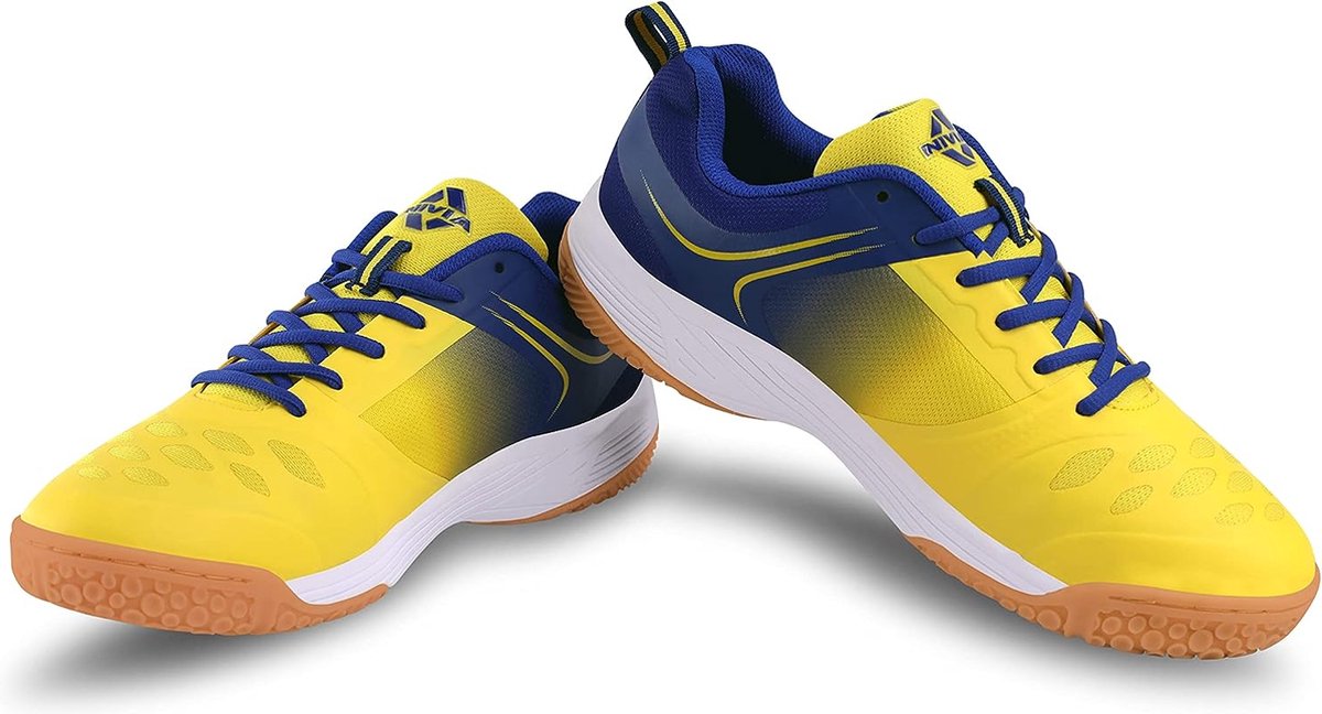 Nivia HY-Court 2.0 Badmintonschoenen Heren & Jongens (Geel/Blauw, 43 EU) | Padel Schoenen Heren | Sportschoenen Heren | Basketbal Schoenen | Mesh | Lichtgewicht & Comfortabel | Voor Badminton, Squash, Tafeltennis & Volleybal