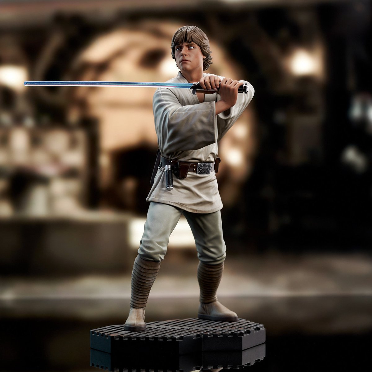 Gentle Giant Star Wars Episode IV Milestones Statue 1/6 Luke Skywalker (Training) 30 cm Beeld