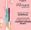 Lichtblauwe Lash Paradise Waterproof mascara met gouden dop. Verrijkt met bloemolie.