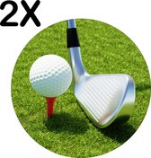 BWK Luxe Ronde Placemat - Golfbal en Golfclub op het Gras - Set van 2 Placemats - 50x50 cm - 2 mm dik Vinyl - Anti Slip - Afneembaar