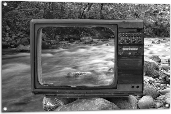 Tuinposter – Oude Vintage Televisie met Doorkijk op Rivier (Zwart-wit) - 105x70 cm Foto op Tuinposter (wanddecoratie voor buiten en binnen)