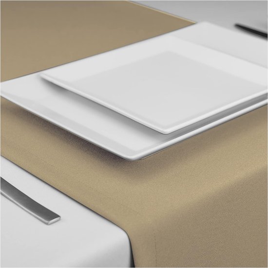 Paper Dreams | Tablecloth - Football | Tafelkleed 137x274 cm