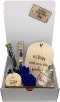 Coffret cadeau Voulez-vous être mon MÈTRE ? | bleu | le luxe | porte-clés | fleurs séchées | sels de bain | mètre | devenir des mètres | questions de marraine | devenir marraine | cadeau | boîte avec une question