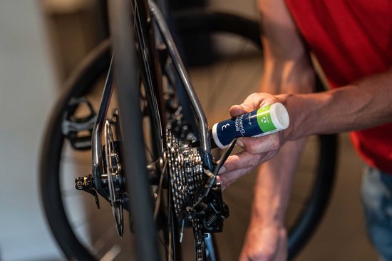 BBB Cycling Fietsketting Smeermiddel - BioWax Chain Lube - Plantaardige Ketting Wax - All Weather - Kettingolie Fiets - BCH-201 van BBB Cycling — afbeelding 3