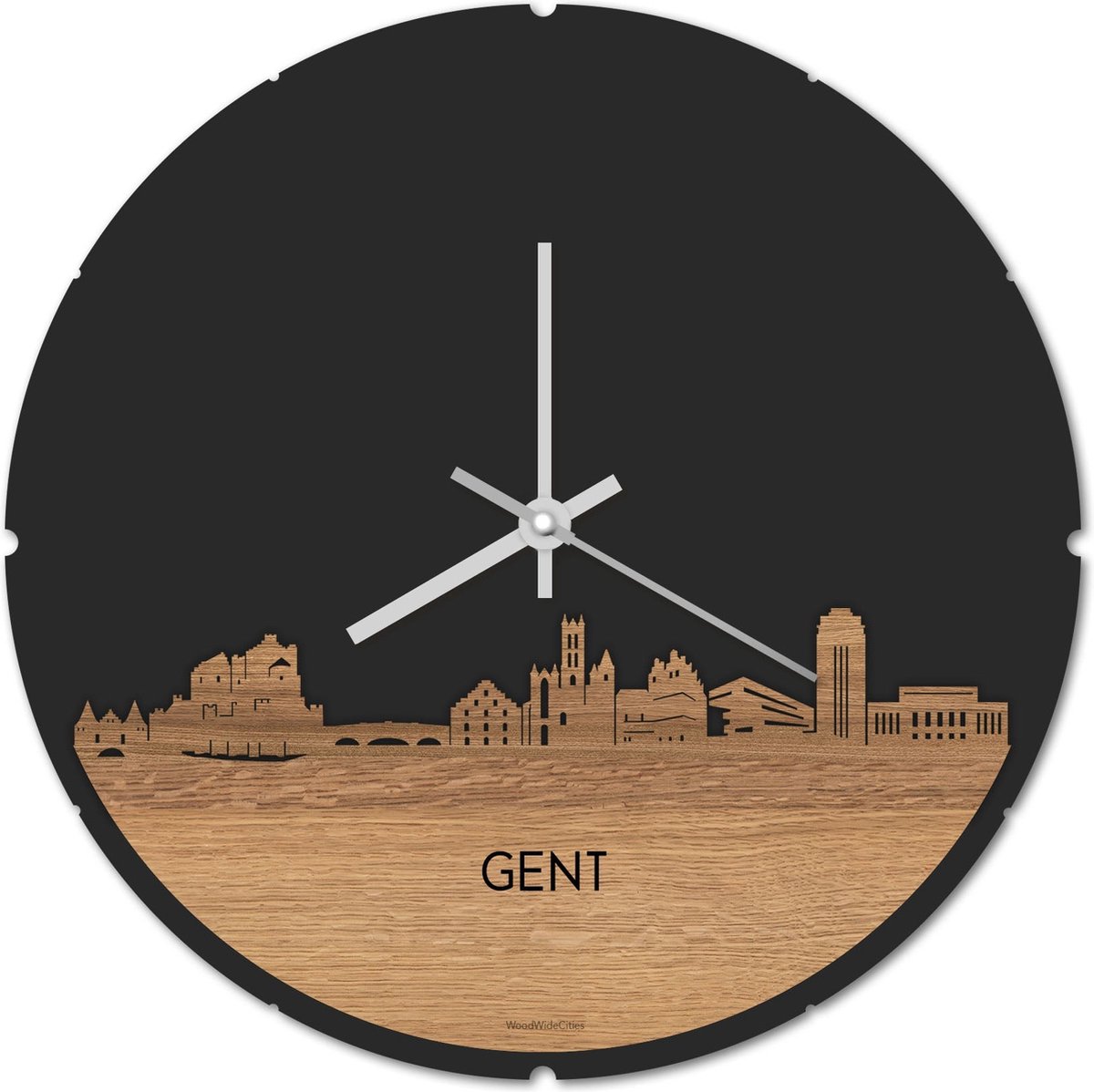 Skyline Klok Rond Gent Eikenhout - Ø 44 cm - Stil uurwerk - Wanddecoratie - Meer steden beschikbaar - Woonkamer idee - Woondecoratie - City Art - Steden kunst - Cadeau voor hem - Cadeau voor haar - Jubileum - Trouwerij - Housewarming - WoodWideCities