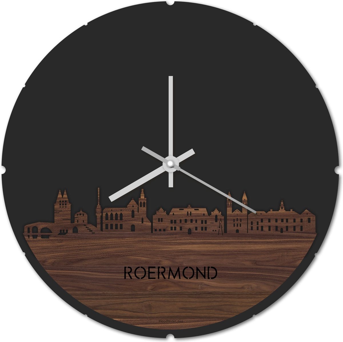 Skyline Klok Rond Roermond Notenhout - Ø 44 cm - Stil uurwerk - Wanddecoratie - Meer steden beschikbaar - Woonkamer idee - Woondecoratie - City Art - Steden kunst - Cadeau voor hem - Cadeau voor haar - Jubileum - Trouwerij - Housewarming -