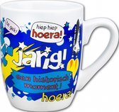 Mok - Snoep - Hiep hiep hoera Jarig, een historisch moment - Cartoon - In cadeauverpakking met gekleurd krullint