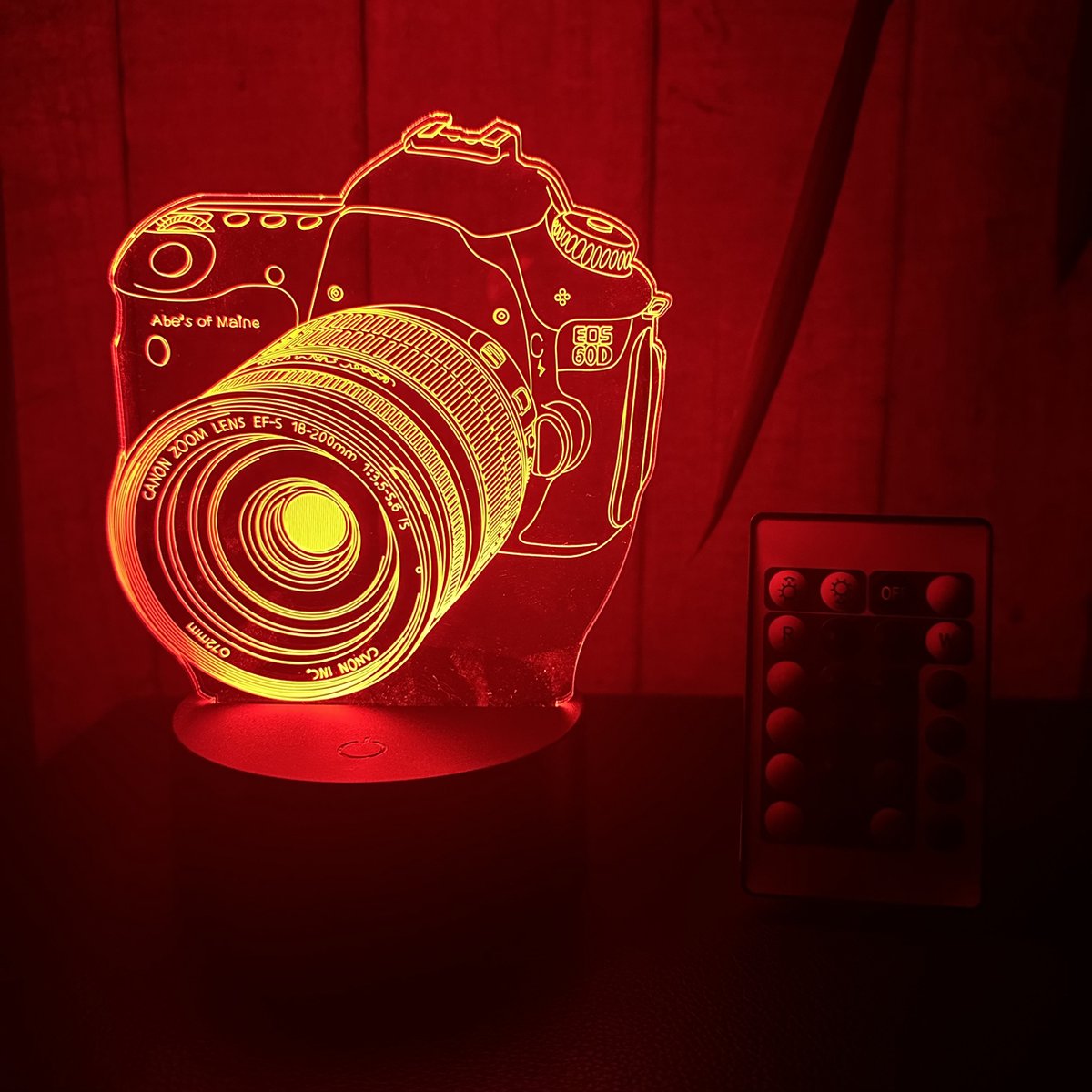 Klarigo® Nachtlamp – 3D LED Lamp Illusie – 16 Kleuren – Bureaulamp – Canon - Camera– Nachtlampje Kinderen – Creative lamp - Afstandsbediening