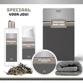 Geschenkset "Speciaal voor jou!" - 4 Producten - 600 Gram | Giftset voor hem - Luxe cadeaubox man - Douchegel - Bodylotion - Styling Gel - Vaderdag - Verjaardag - Wellness - Pakket - Cadeau set - Vader - Broer - Vriend - Collega - Antraciet - Zilver