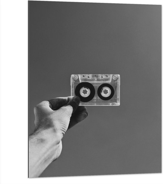 Dibond - Foto van Lege Casetteband - 75x100 cm Foto op Aluminium (Wanddecoratie van metaal)