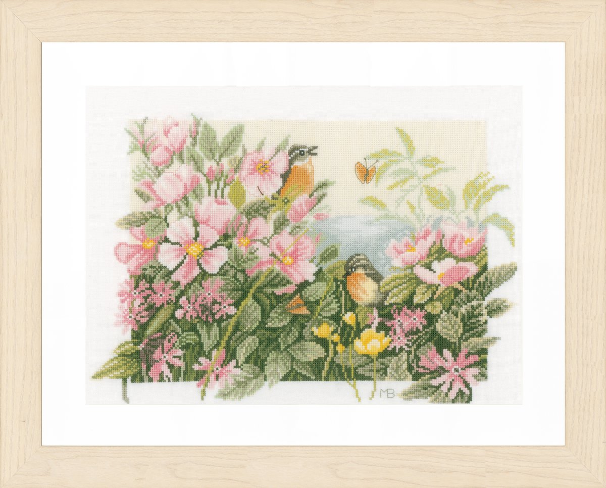 borduurpakket PN0157494 marjolein bastin, wilde rozen met roodborstjes