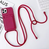 Mobigear Lanyard Card Case with Cord Case - Convient pour Apple iPhone 15 Pro - Étui pour téléphone portable - Rouge Bordeaux