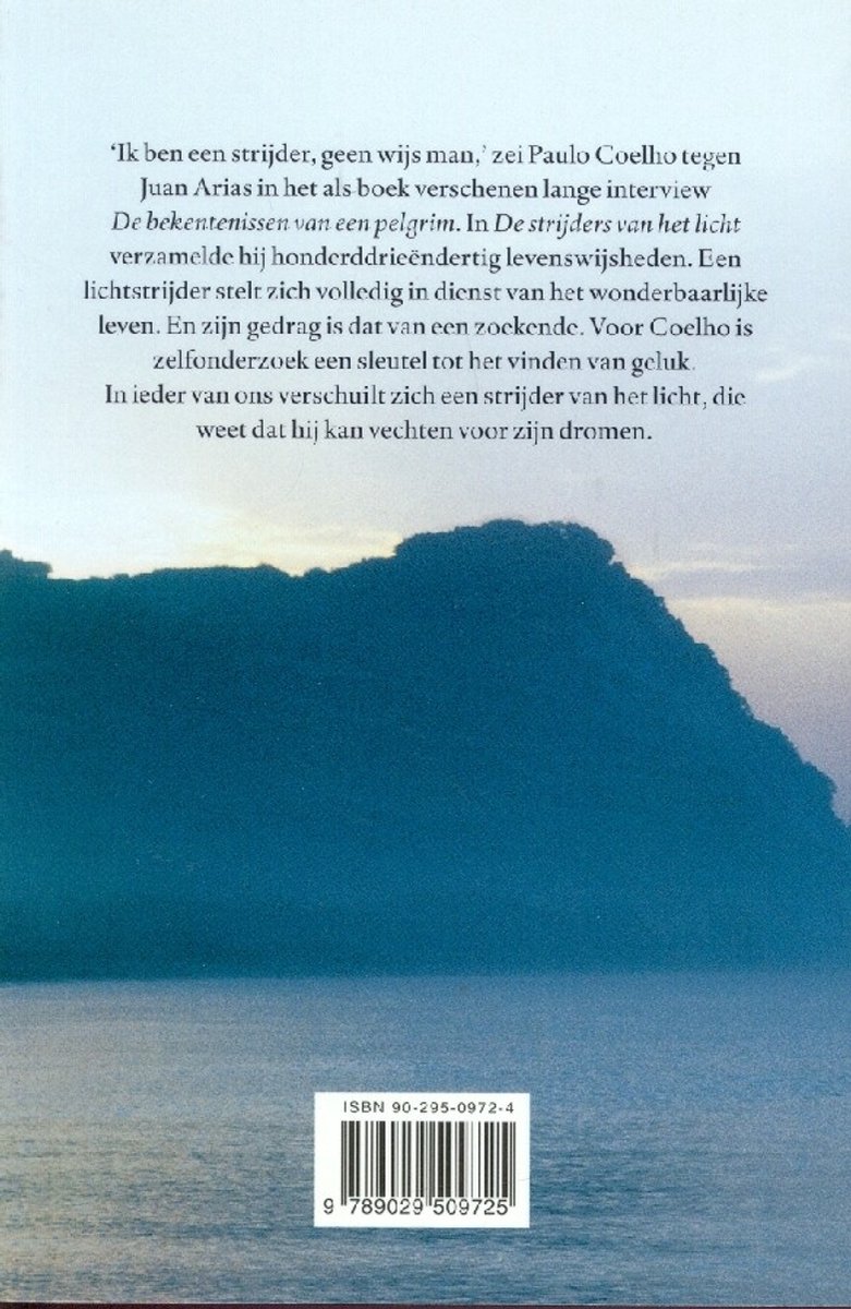 Achterkant van het boek 'De strijders van het licht' met tekst van Paulo Coelho, ISBN en barcode.
