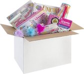 Unicorn hobby set - Unicorn kleurboek - etui - pennen - stickers - dig and jewellery making kit - kwartet - sieraden maken