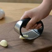 Knoflook pers RVS Vaatwasser bestendig Zwart met zilver - Garlic press- knoflookmaler