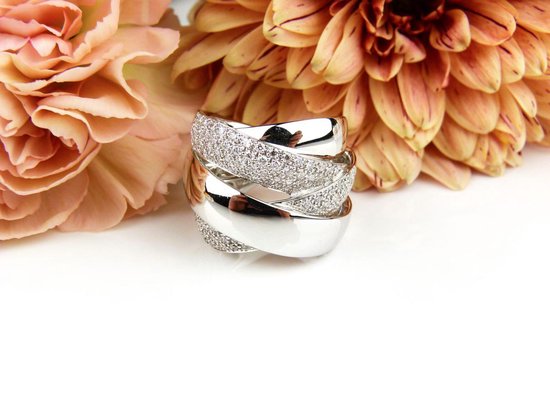 Brede wit gouden ring gezet met diamanten | bol.com
