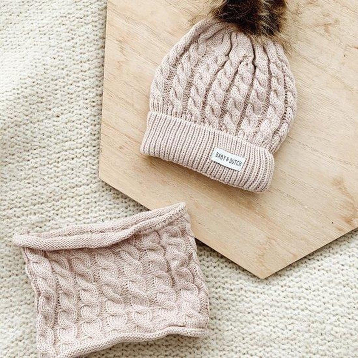 Bonnet et écharpe Baby Dutch beige | chapeau de mode | bébé et enfant |  hiver | du... | bol.com