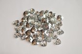 Hartje Kristalachtig, Swarovski achtig. 12 mm doorsnede. Mix zakje van 50 stuks.