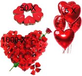 Romantische Kaarsen Rode en Rozenblaadjes, Romantische Versieringsset,50 Theelichtjes Hartvormig,1000 Zijden rozenblaadjes,5 Hartvormige Folieballonnen Decoratie