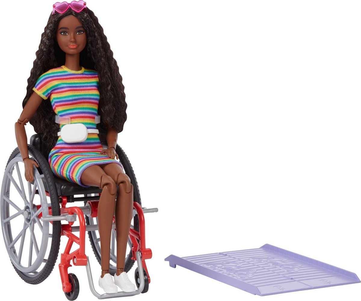 Barbie - Barbie Fashionistas 194 Blonde avec fauteuil roulant - Coffre pas cher Barbie - Barbie Fashionistas 194 Blonde avec fauteuil roulant - Coffre pas cher
