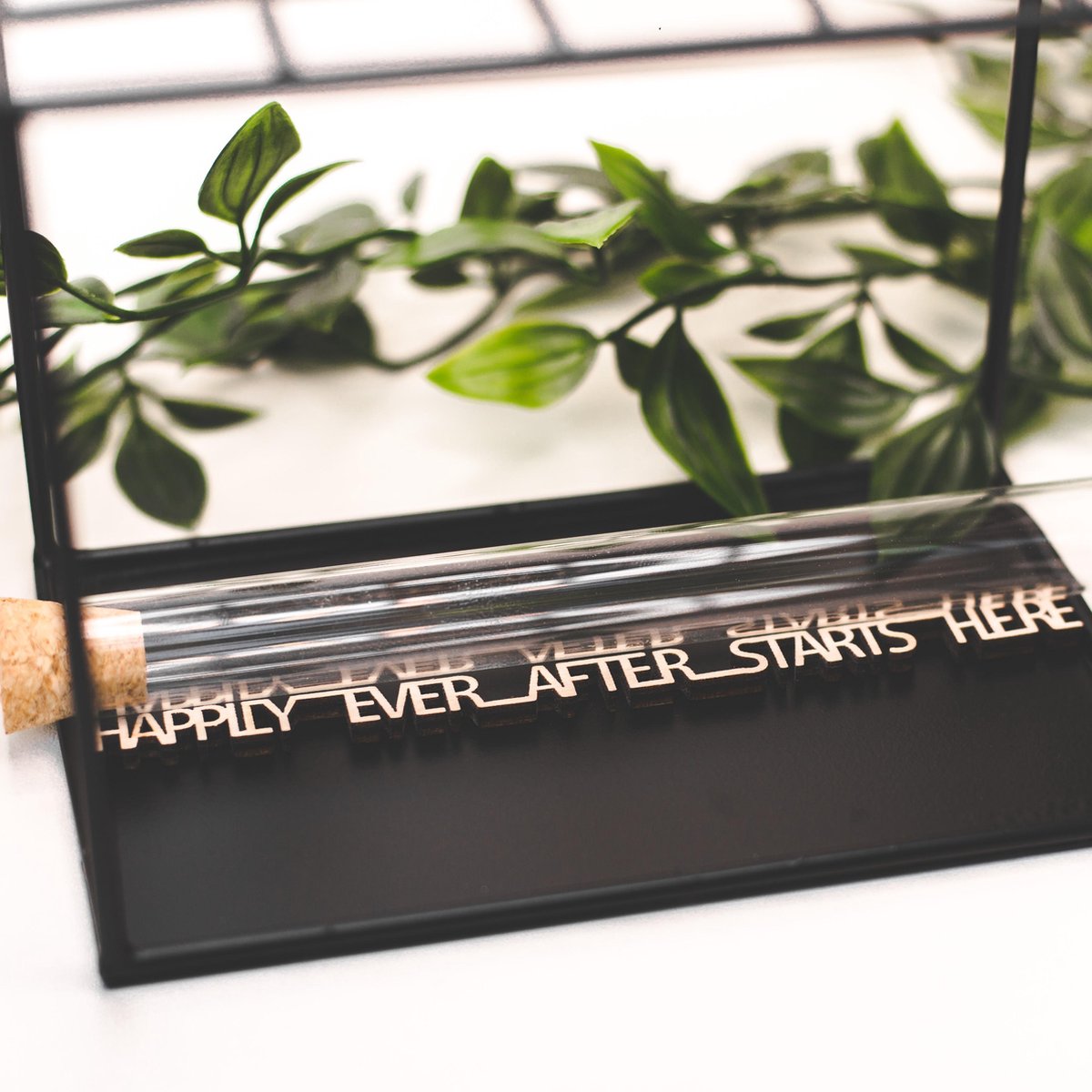 Message in a bottle - Happily ever after starts here - Trouwen - Bruiloft - Wenskaart - Trouw Felicitatie - Minimalistisch - Trouw cadeau - Getrouwd Cadeau - Wedding - Huwelijk