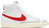 Nike Blazer Mid '77 Dames Sneakers - White/Habanero Red-Sail - Maat 36.5