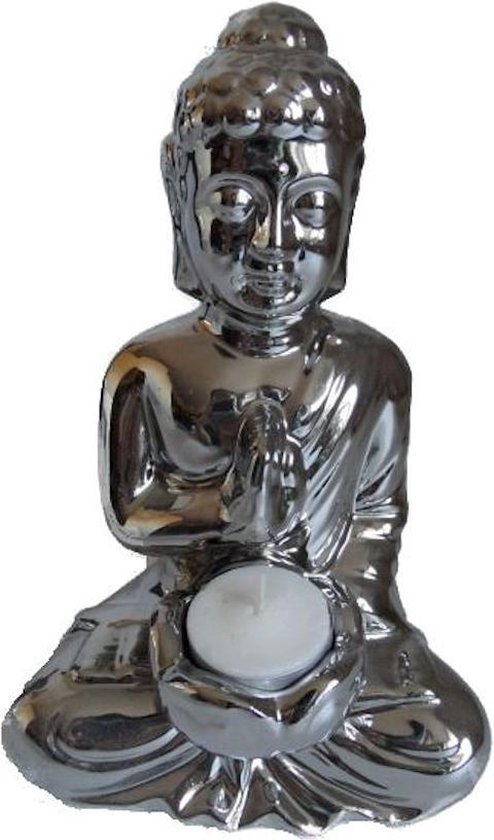 Zen Boeddha beeld waxine lichtje theelichtje zilverkleur hoogte 22 cm lengte 15 cm breedte 11 cm.