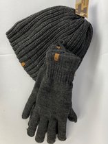 Winterset, muts XL en handschoenen